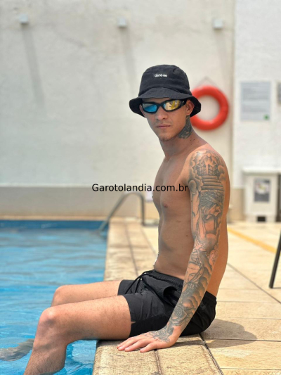 garoto de programa - Bruno Venturini