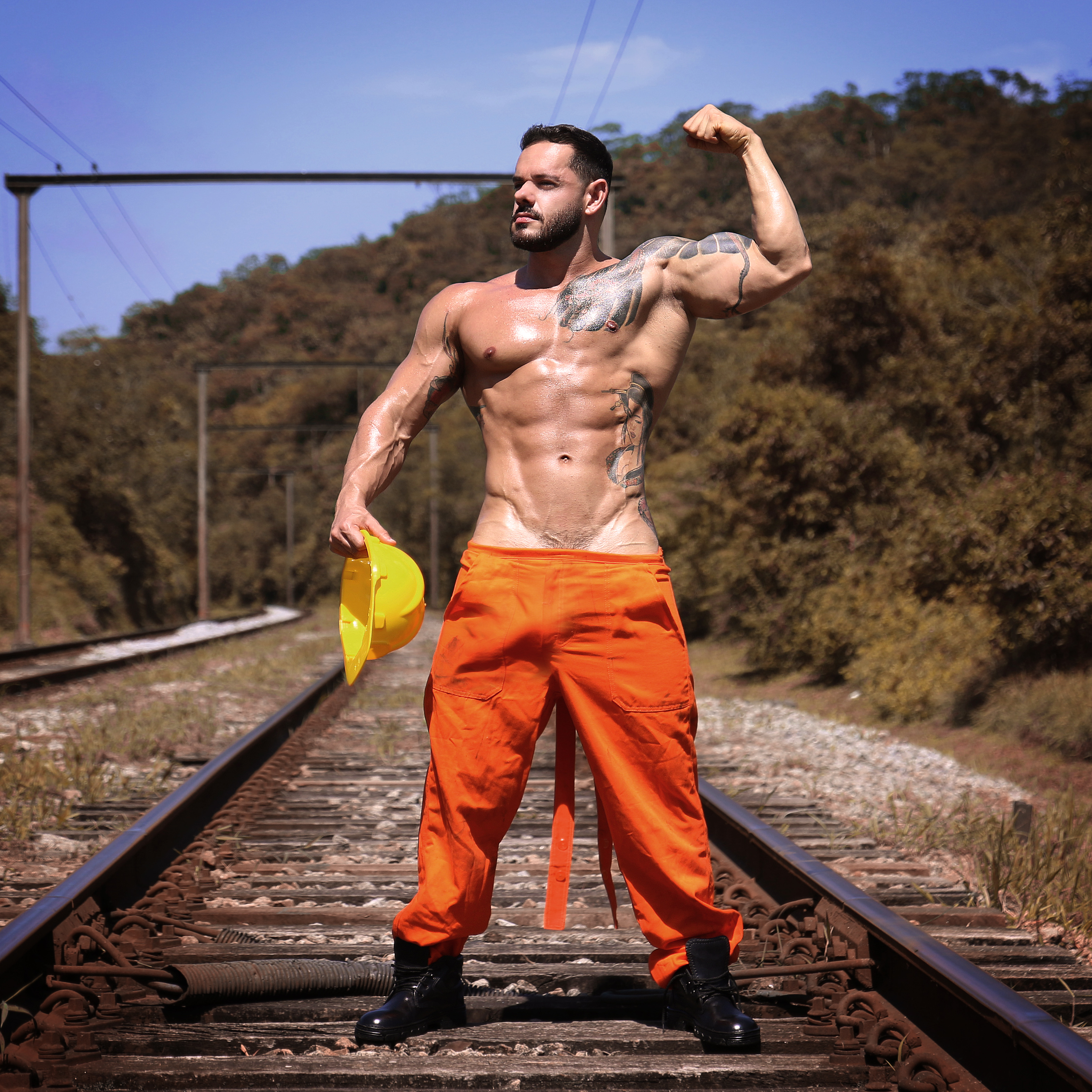 thiago Fenix - garotos de programa